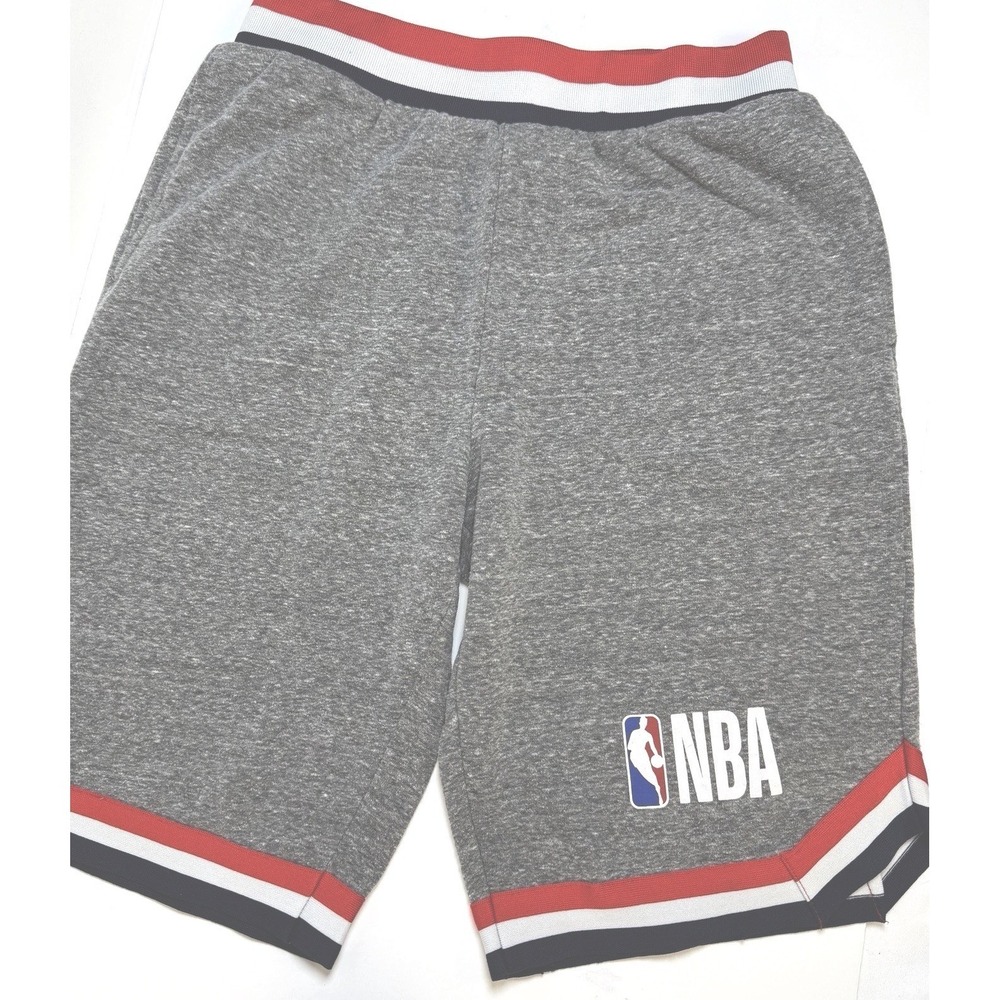 Men's Basketball Shorts Small Gray NBA Athletic Logo Stripe Trim